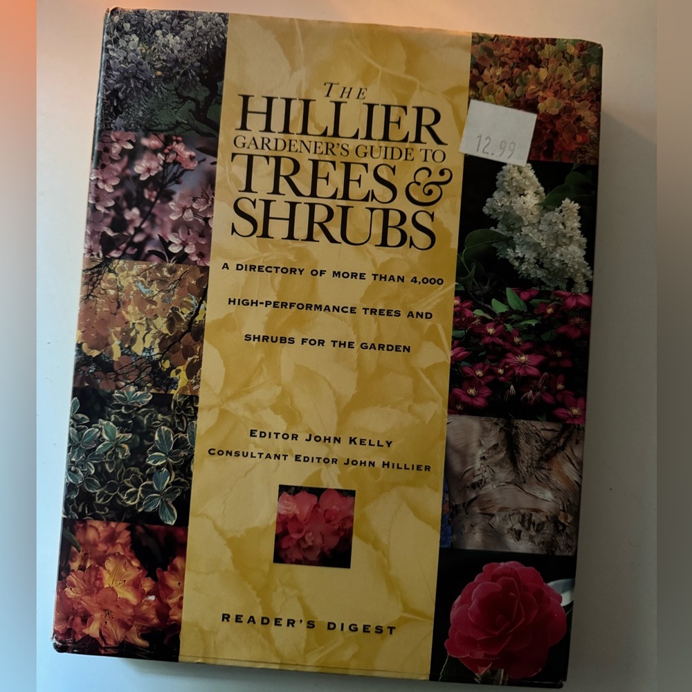 Hillier Gardener's Guide to Trees & Shrubs Book